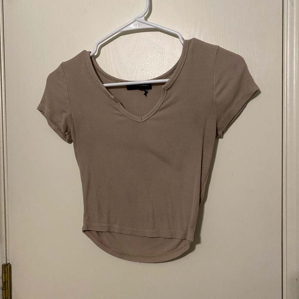 Streetwear Society Beige V-Neck Short Sleeve Top